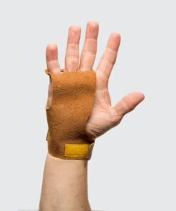 Victory Leather Grips 11 Victory Leather Grips -Fitbit Sales Store 3b3dbaf68507998acd6a5a5254ab2d76 5d0a74e94eae8 600x720 1