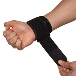 BraceUP Wrist Wraps -Fitbit Sales Store f7696a9b362ac5a51c3dc8f098b73923 5d0a7579cff4f
